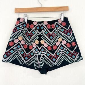 Lulus Floral Embroidered Black Booty Shorts size Medium Aztec High Waist